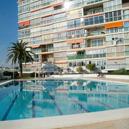 Edificio Comodoro Daire *
