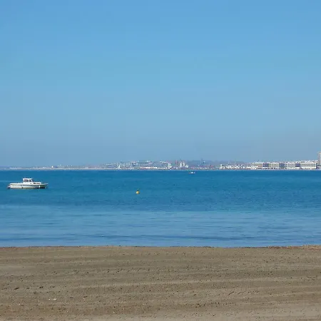 Edificio Comodoro Daire *